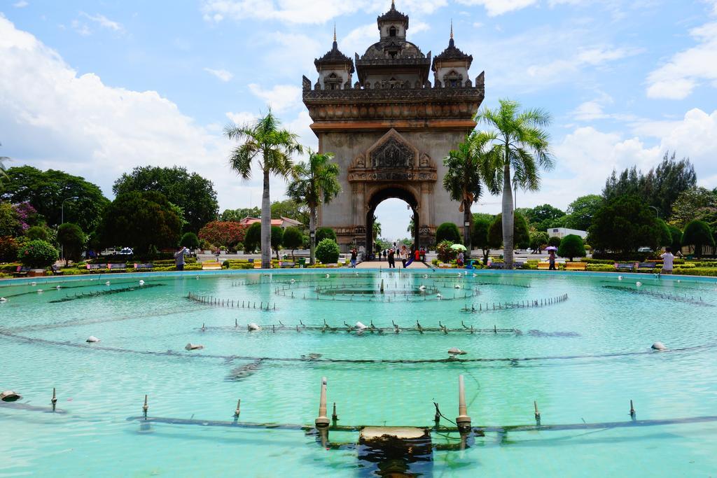Vientiane Backpackers Hostel Exterior foto