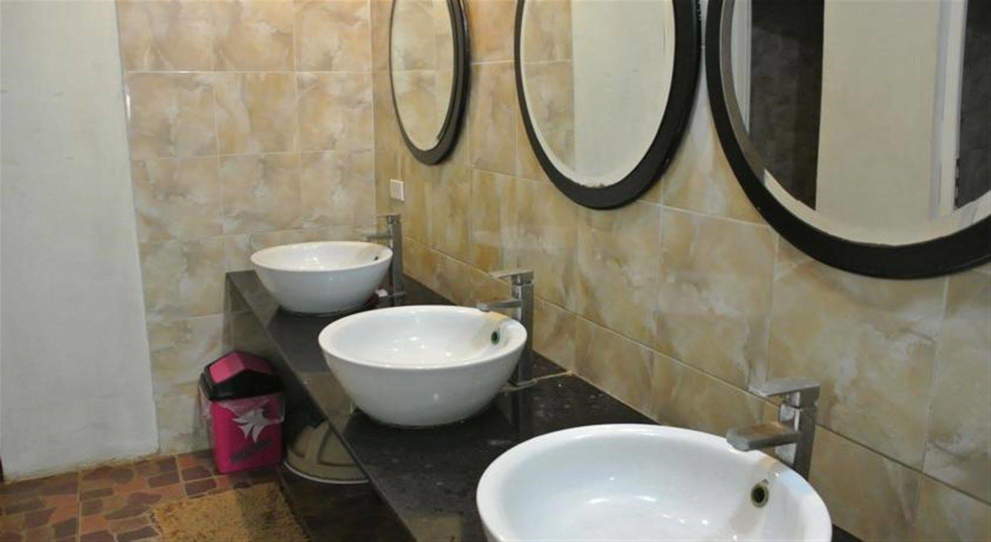 Vientiane Backpackers Hostel Exterior foto
